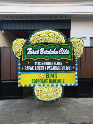 Papan Bunga Duka di Mamajang