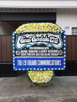 Papan Bunga Duka di Mamajang